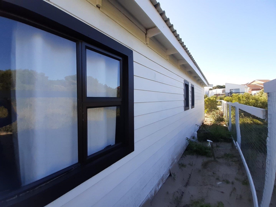 3 Bedroom Property for Sale in Paradise Beach Eastern Cape